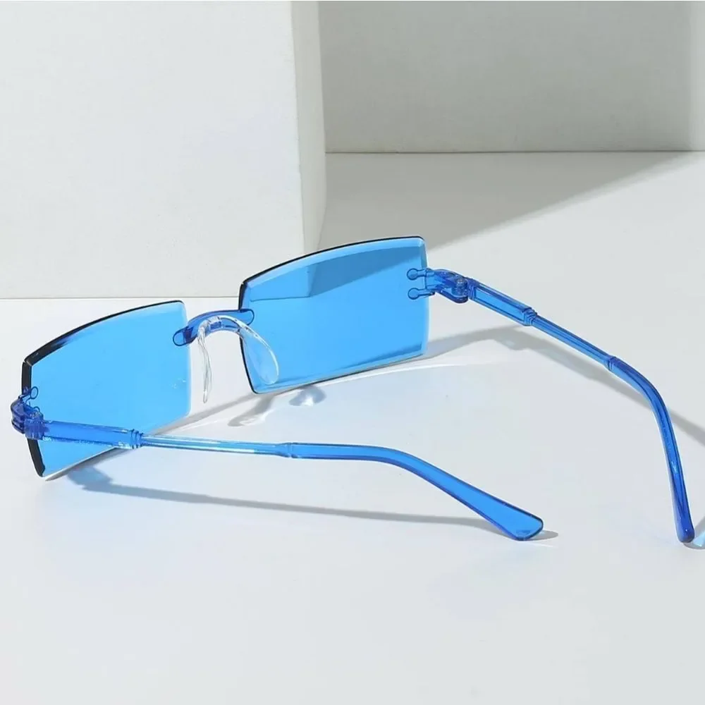Unisex Stylish Blue Rectangular Sunglasses